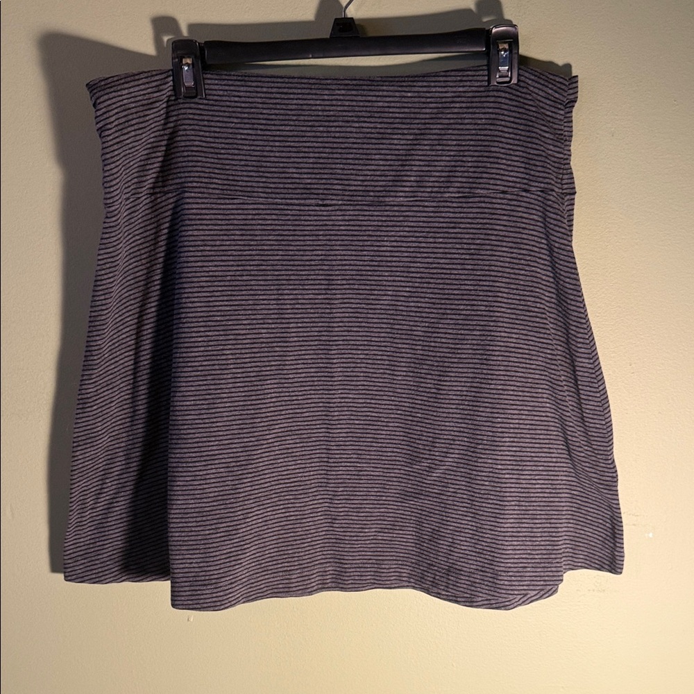 L.L. Bean Navy and Gray Striped A-Line Knit Skirt